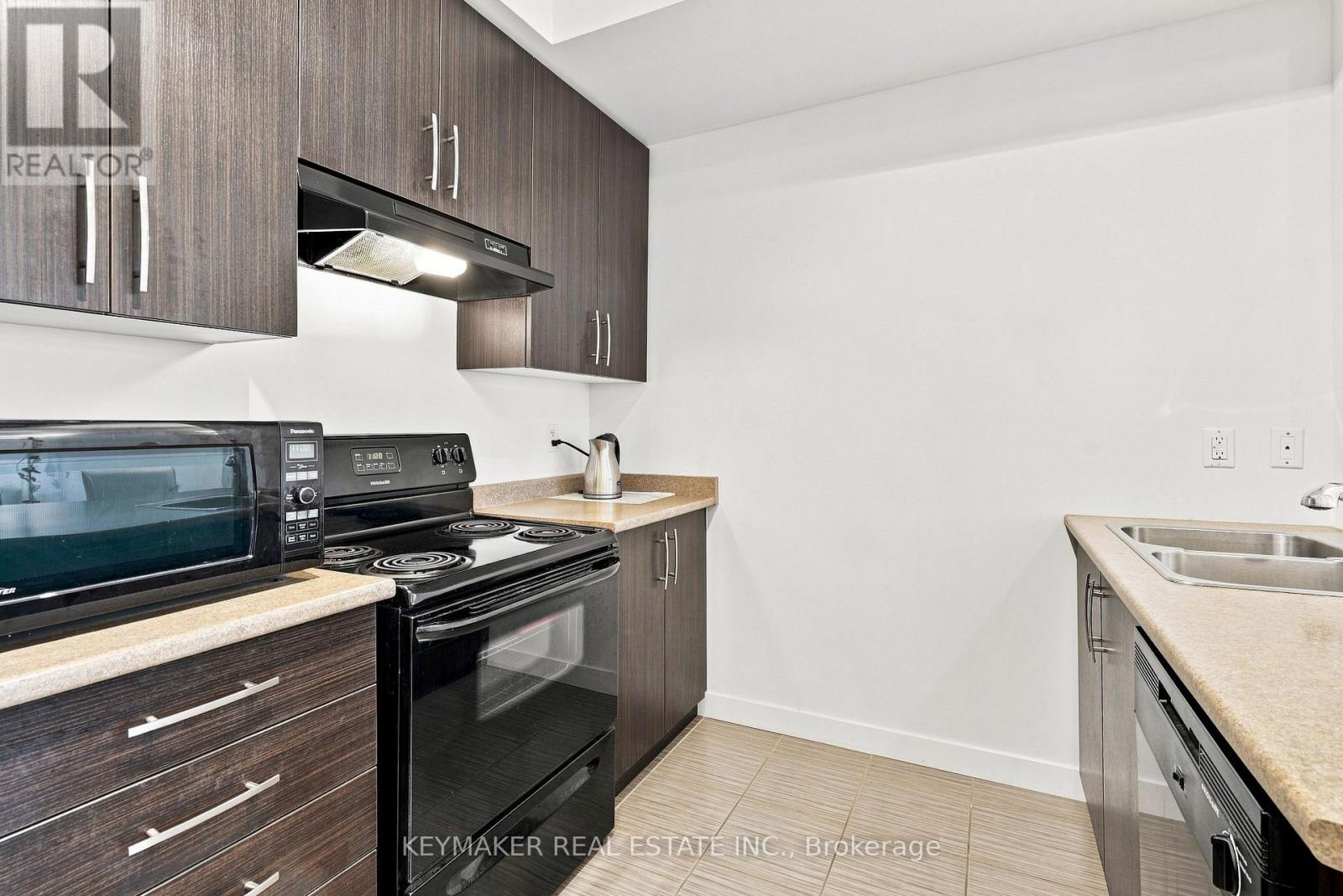 501 - 90 Charlton Avenue W, Hamilton, Ontario L8P 0B4 - Photo 6 - X13691428