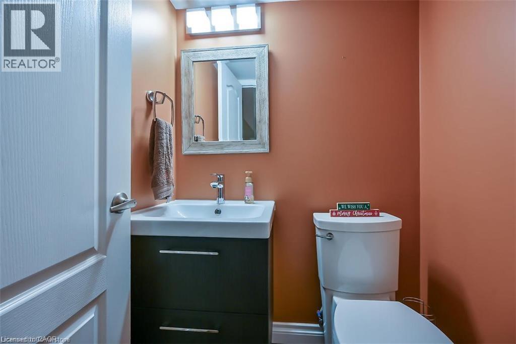 35 Willowbanks Terrace, Hamilton, Ontario  L8E 0C3 - Photo 25 - 40856875