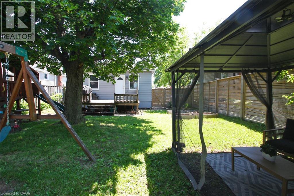 7 Lampton Place, Hamilton, Ontario  L8H 6J7 - Photo 32 - 40855366