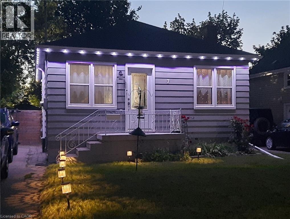 7 Lampton Place, Hamilton, Ontario  L8H 6J7 - Photo 34 - 40855366