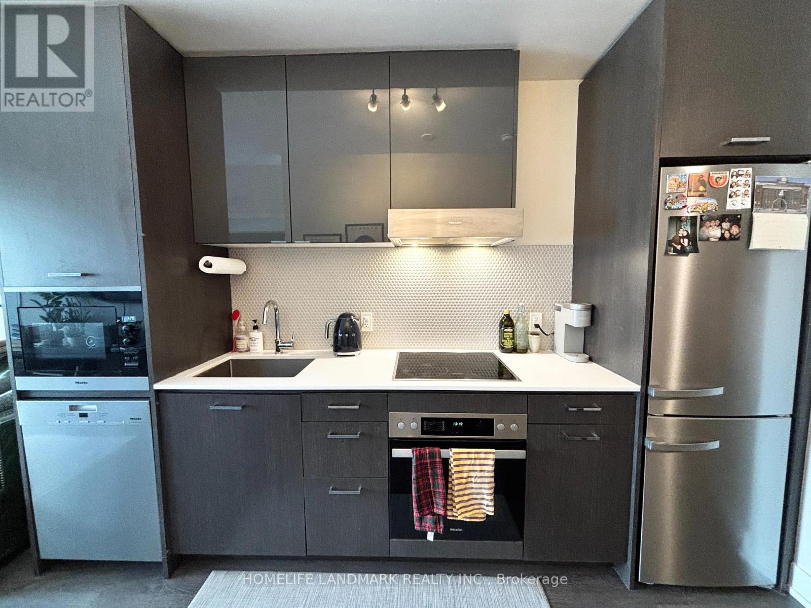 1408 - 11 Lillian Street, Toronto, Ontario  M4S 0C3 - Photo 10 - C13601256
