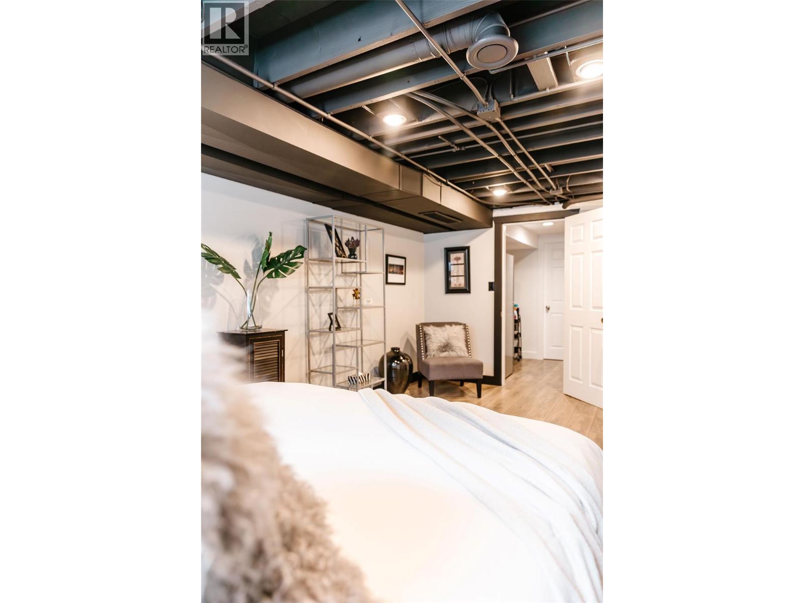 4471 Nottingham Road, Kelowna, British Columbia  V1W 1V1 - Photo 37 - 10395260