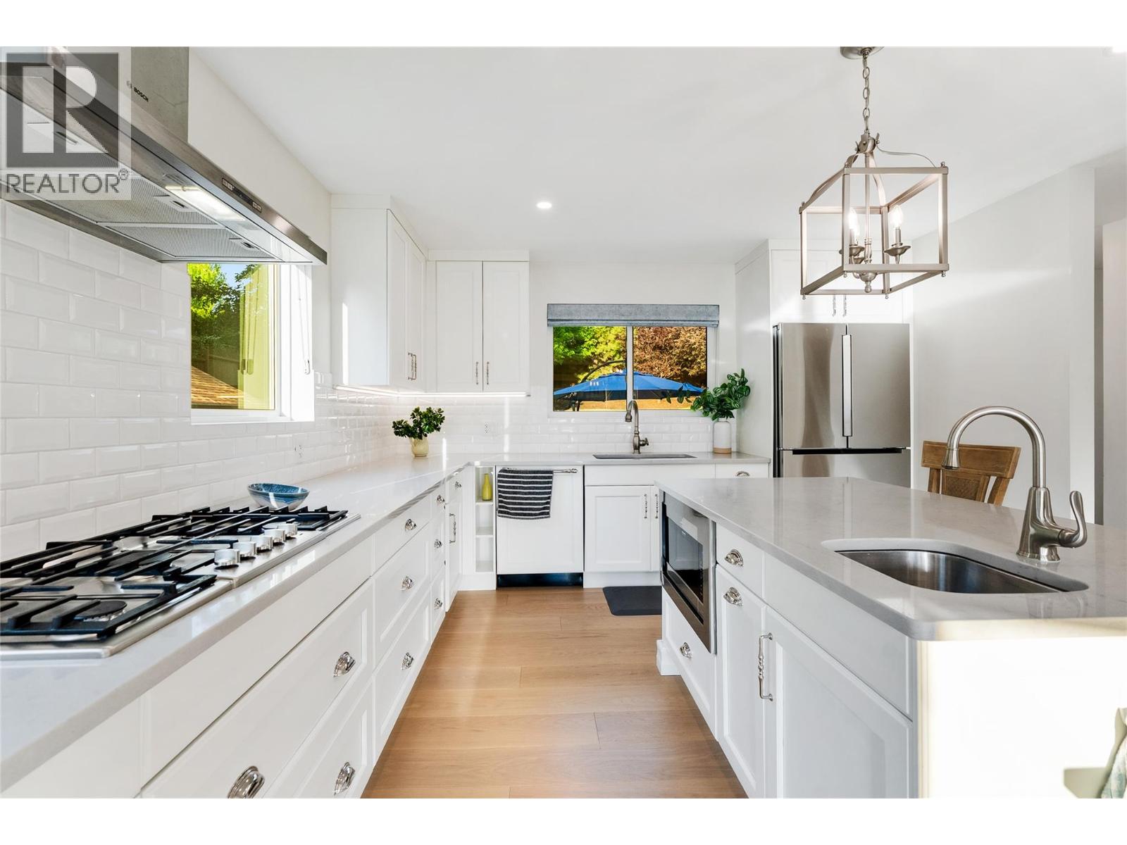 4471 Nottingham Road, Kelowna, British Columbia  V1W 1V1 - Photo 9 - 10395260