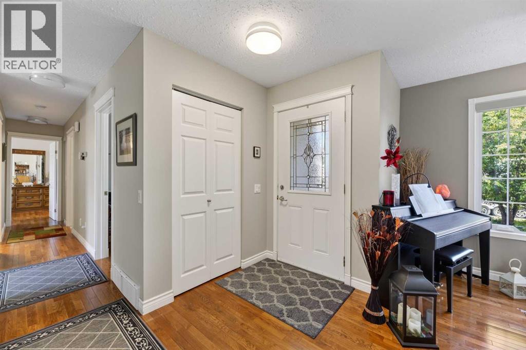 223 10 Avenue NE, Sundre, Alberta  T0M 1X0 - Photo 4 - A2334969