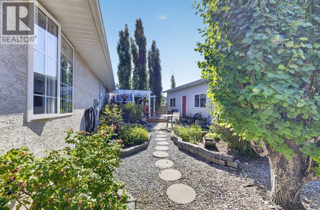223 10 Avenue NE, Sundre, Alberta  T0M 1X0 - Photo 27 - A2334969