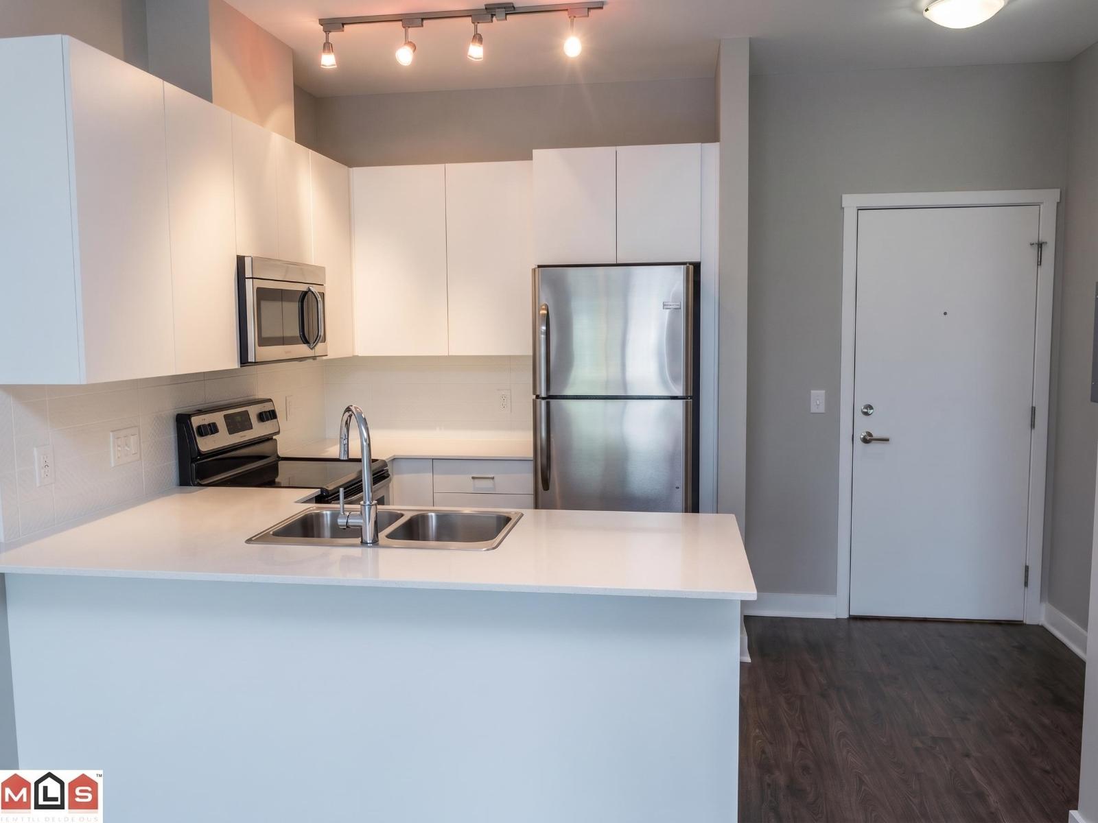 302 20460 Douglas Crescent, Langley, British Columbia  V3A 0C6 - Photo 5 - R3157094