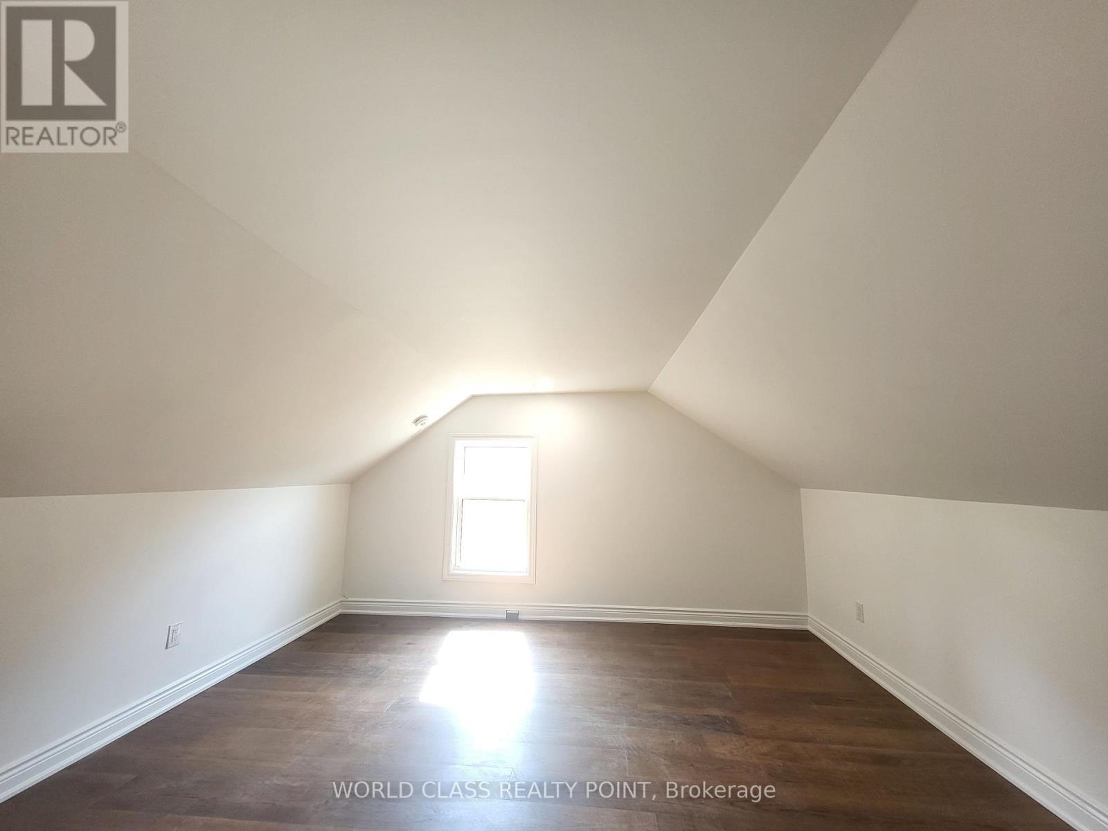 2 - 49 Vine Avenue, Toronto, Ontario  M6P 1V6 - Photo 17 - W13690112
