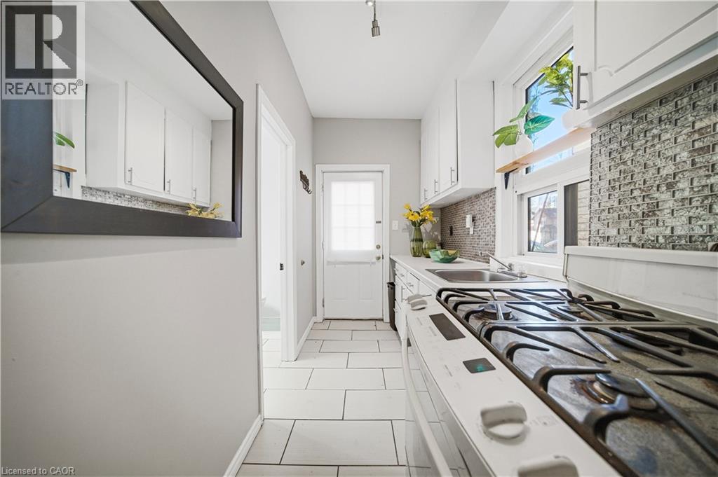107 Queen Street S, Hamilton, Ontario  L8P 3R9 - Photo 10 - 40845327