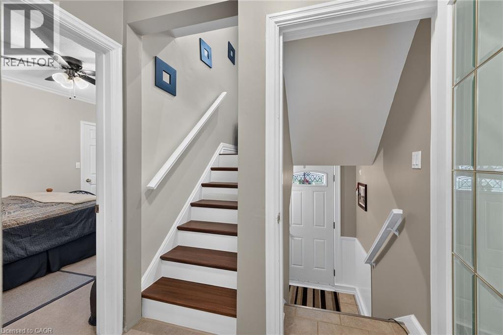 180 East 25th Street, Hamilton, Ontario  L8V 3A5 - Photo 24 - 40850324