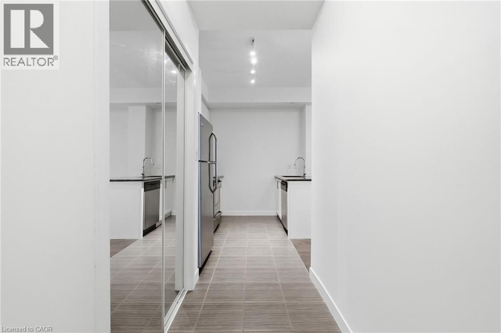 90 Charlton Avenue W Unit# 201, Hamilton, Ontario  L8P 0B4 - Photo 6 - 40856576