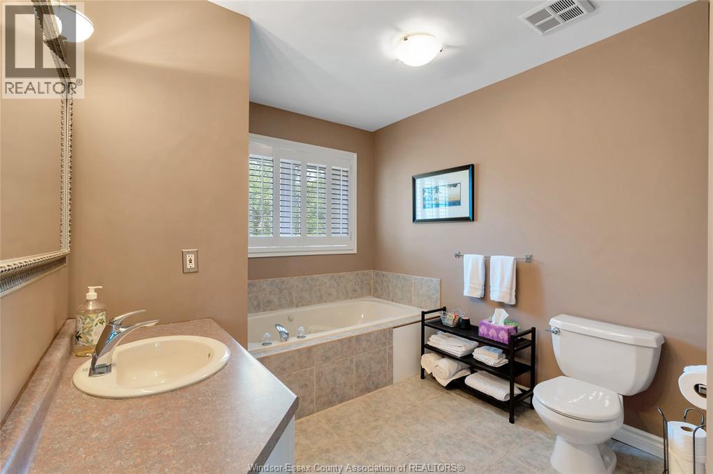 65 Fairway Crescent, Amherstburg, Ontario  N9V 3T7 - Photo 17 - 26020256