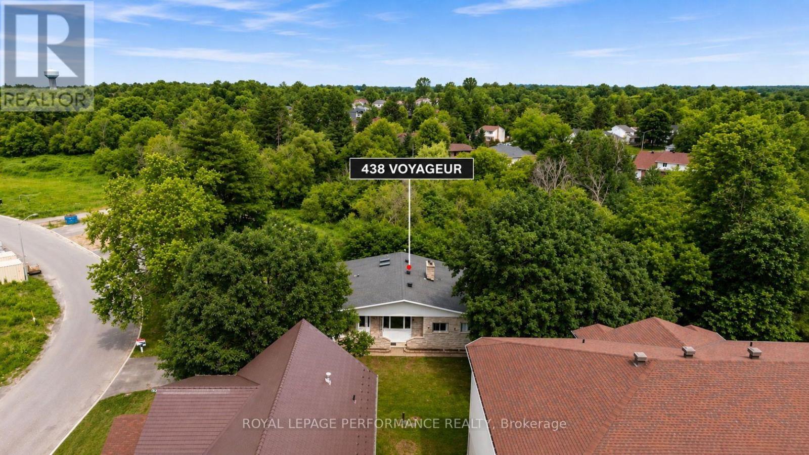 438 Voyageur Place, Russell, Ontario  K0A 1W0 - Photo 4 - X13691312