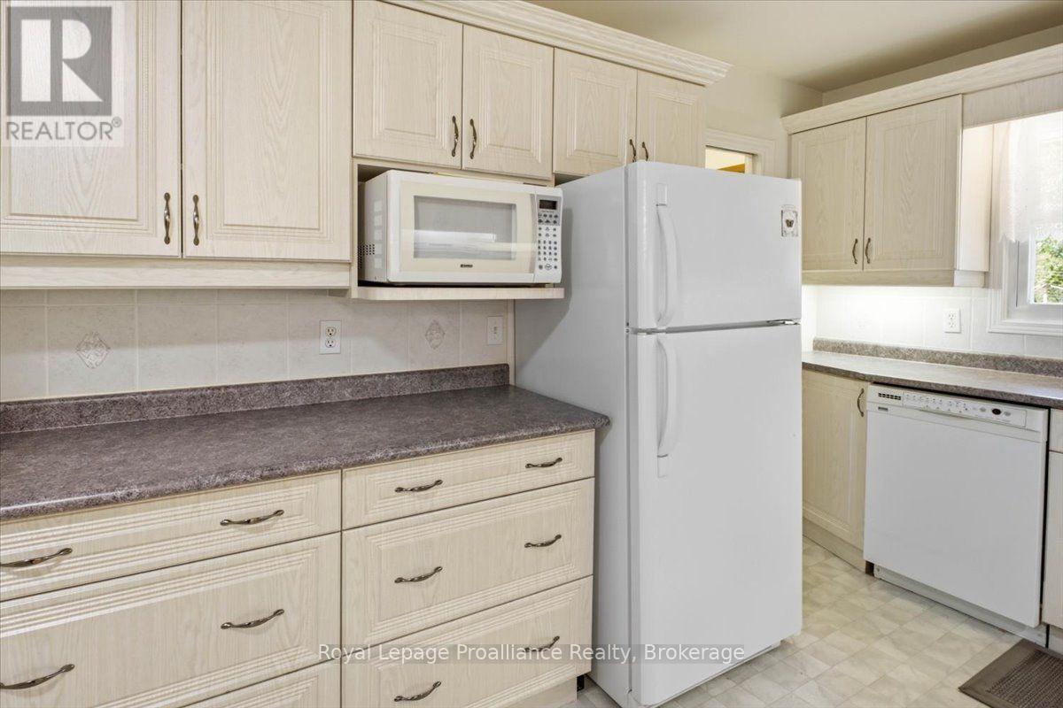 68 Riverside Parkway, Quinte West, Ontario  K0K 2C0 - Photo 14 - X13691516