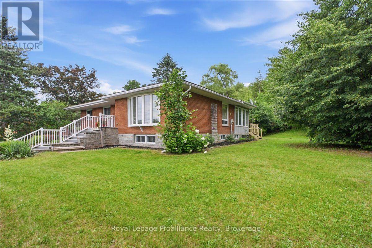 68 Riverside Parkway, Quinte West, Ontario  K0K 2C0 - Photo 3 - X13691516