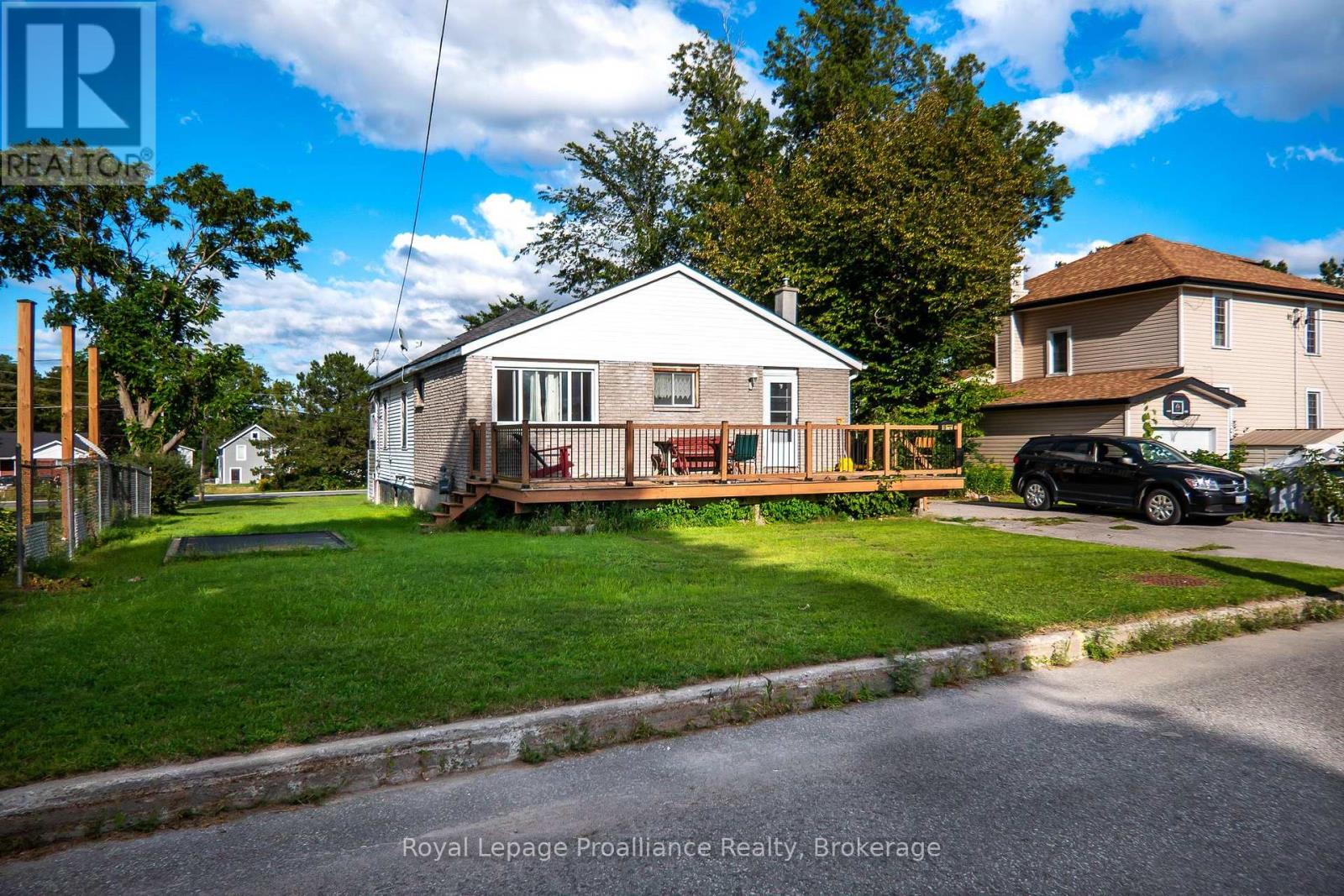 10 Wooler Road, Quinte West, Ontario  K8V 4J5 - Photo 2 - X13691594