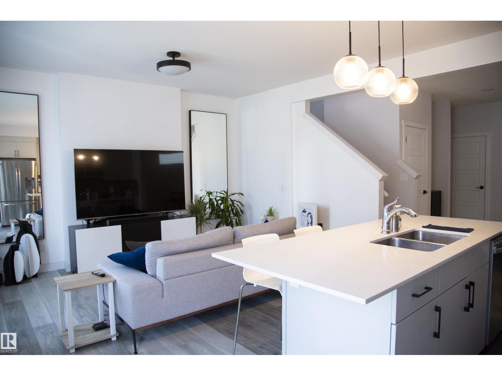 9240 224 St NW, Edmonton, Alberta  T5T 7L9 - Photo 7 - E4493283