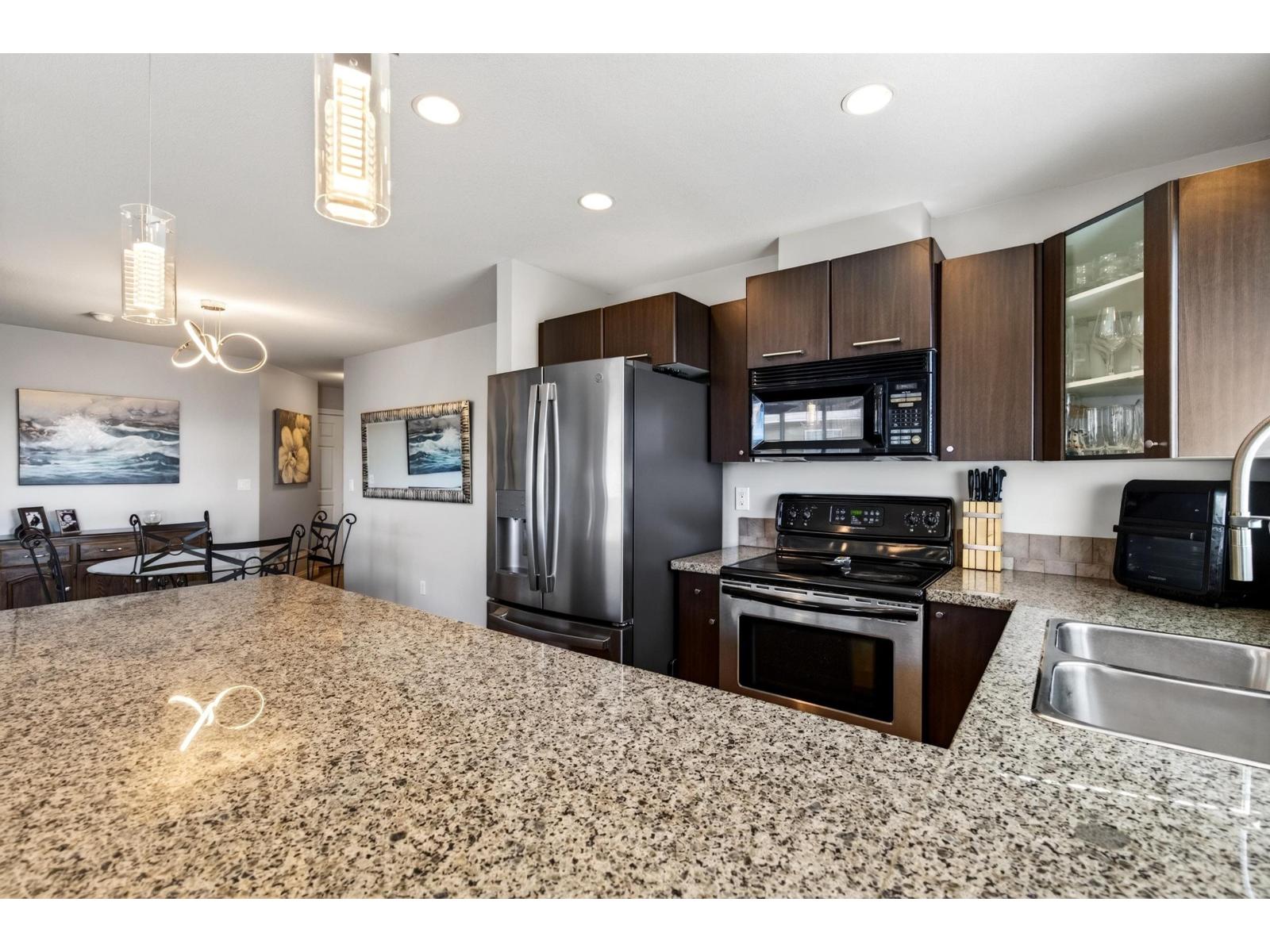 412 5488 198 Street, Langley, British Columbia  V3A 1G2 - Photo 3 - R3156598