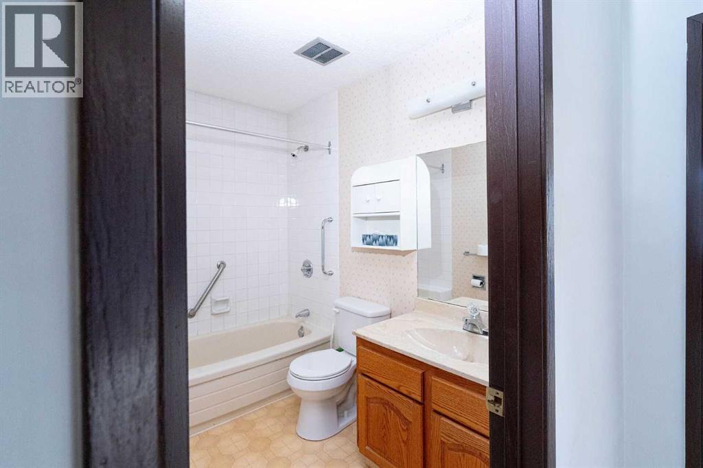30, 228 Theodore Place NW, Calgary, Alberta  T2K 5S1 - Photo 20 - A2310493