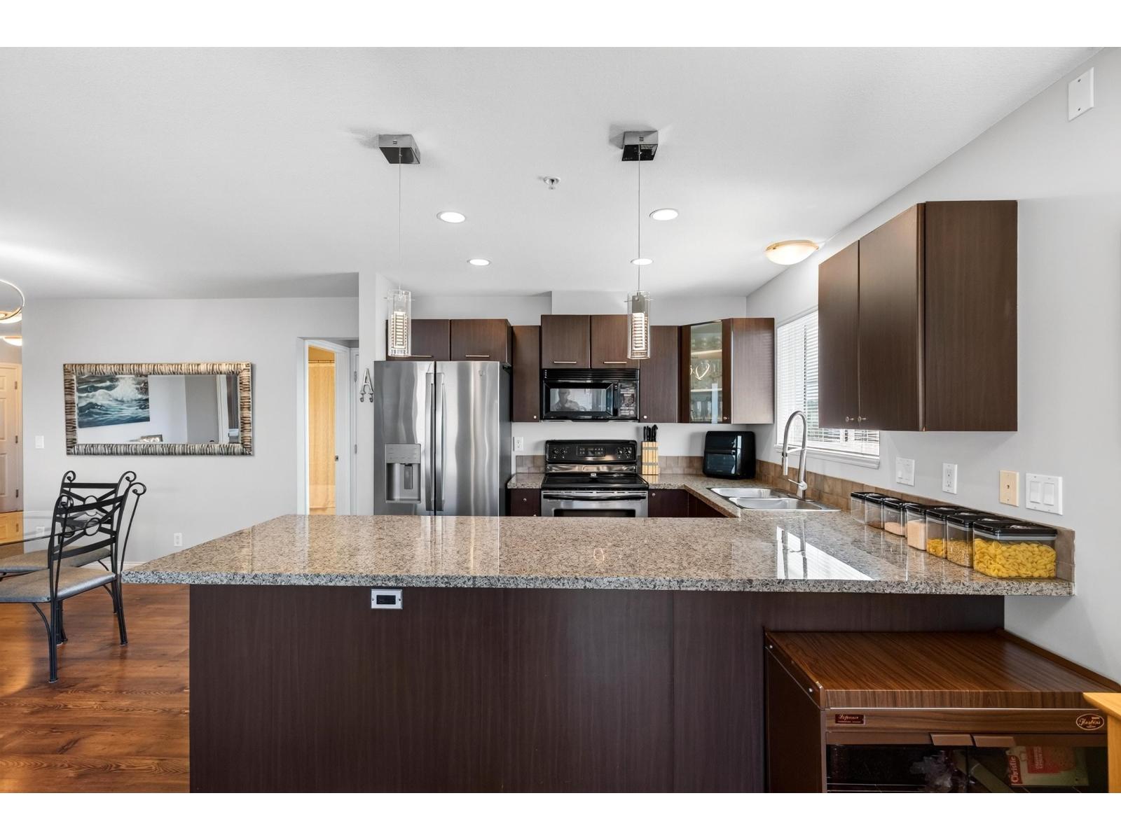 412 5488 198 STREET, Langley, British Columbia
