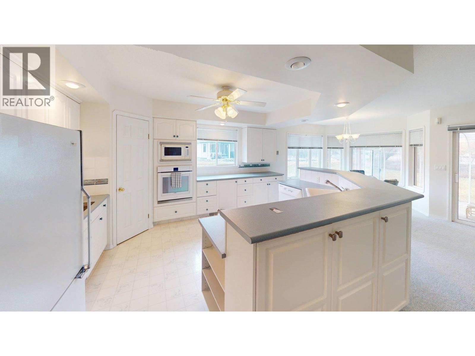 1401 Willowbrook Drive Unit# 34, Cranbrook, British Columbia V1C 6H2 - Photo 7 - 10398074
