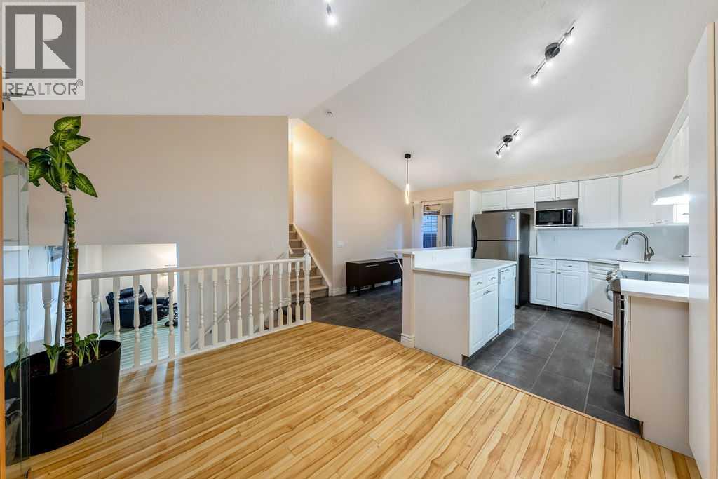 2016 Country Hills Circle NW, Calgary, Alberta  T3K 4Z2 - Photo 8 - A2323882
