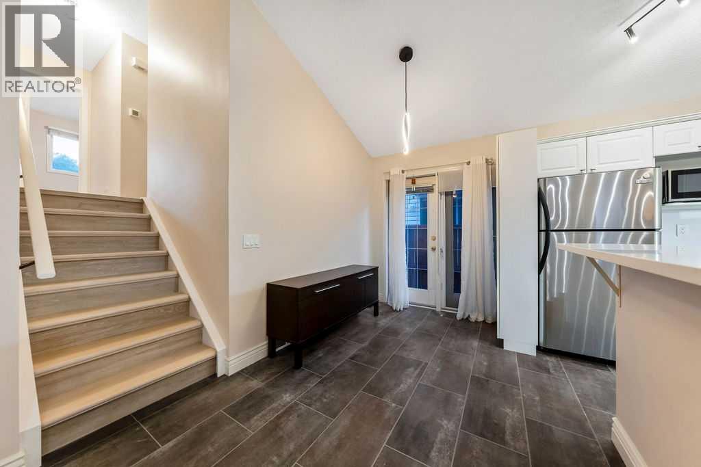 2016 Country Hills Circle NW, Calgary, Alberta  T3K 4Z2 - Photo 12 - A2323882