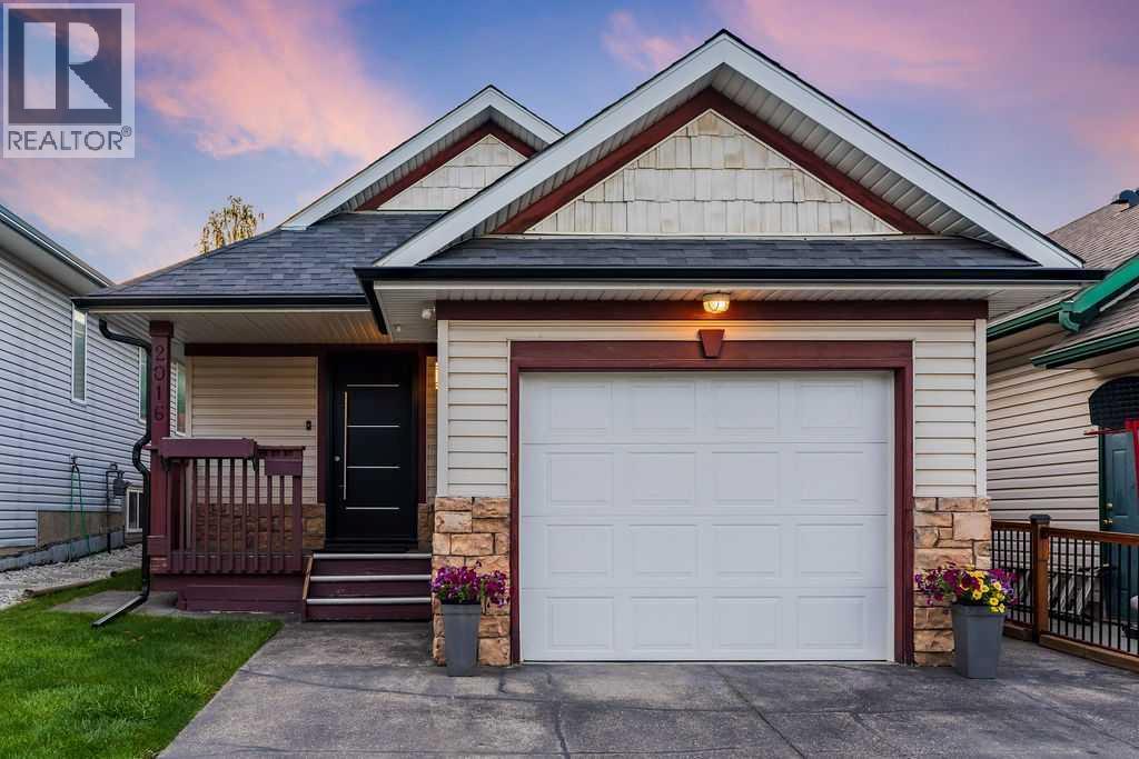 2016 Country Hills Circle NW, Calgary, Alberta  T3K 4Z2 - Photo 1 - A2323882