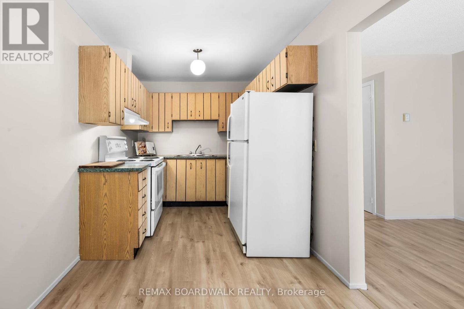 52 Baneberry Crescent, Ottawa, Ontario  K2L 2Y4 - Photo 13 - X13691510