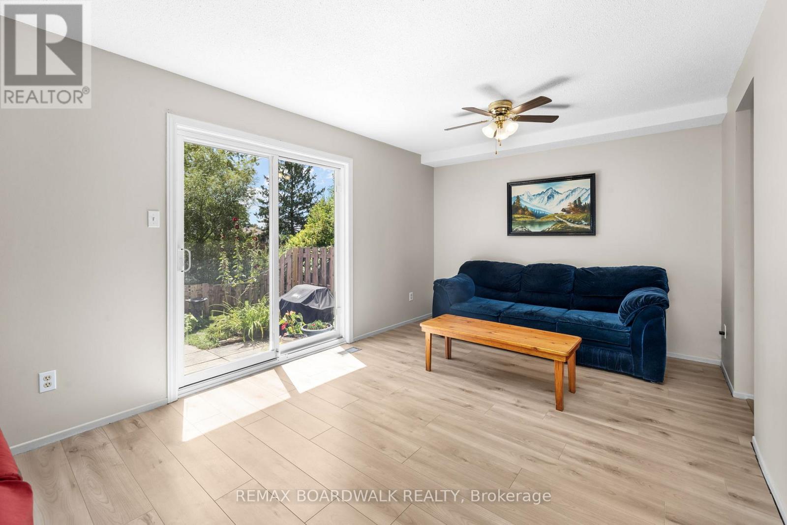 52 Baneberry Crescent, Ottawa, Ontario  K2L 2Y4 - Photo 6 - X13691510