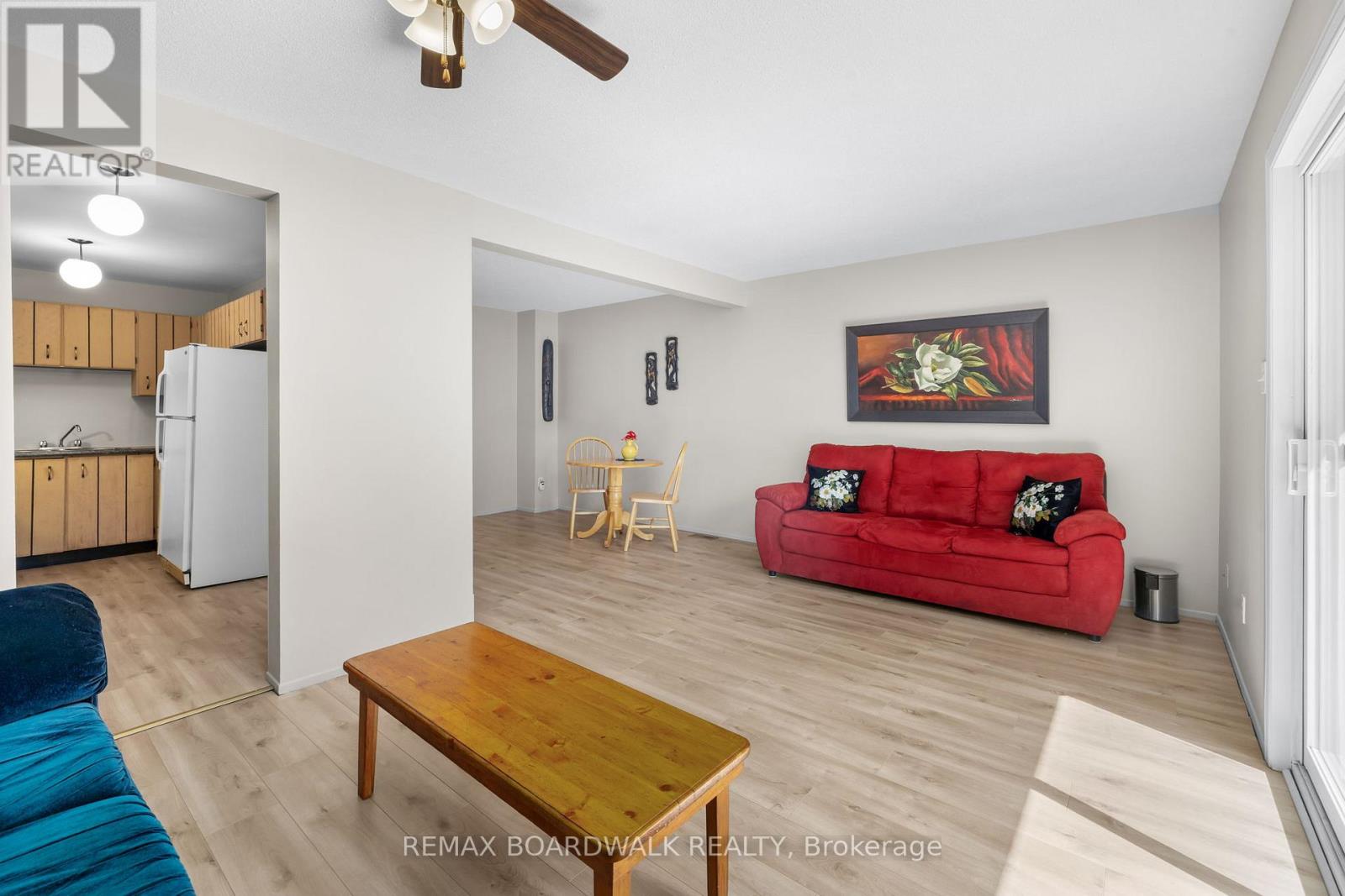 52 Baneberry Crescent, Ottawa, Ontario  K2L 2Y4 - Photo 8 - X13691510