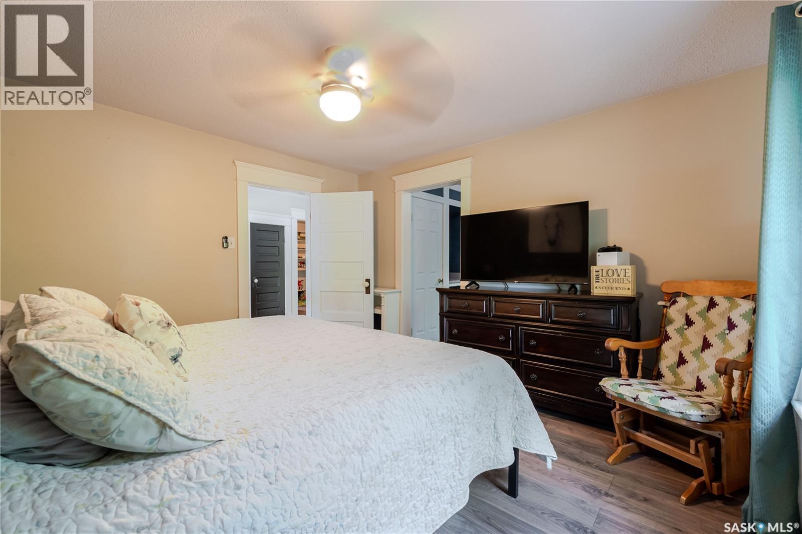 1041 2nd Avenue Nw, Moose Jaw, Saskatchewan  S6H 3R3 - Photo 42 - SK044534