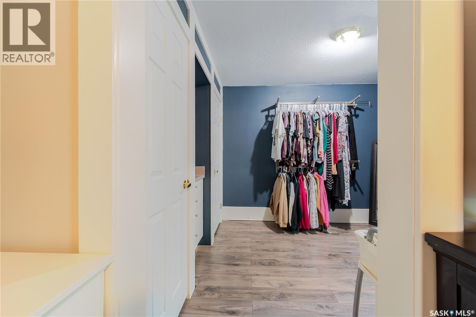 1041 2nd Avenue Nw, Moose Jaw, Saskatchewan  S6H 3R3 - Photo 43 - SK044534