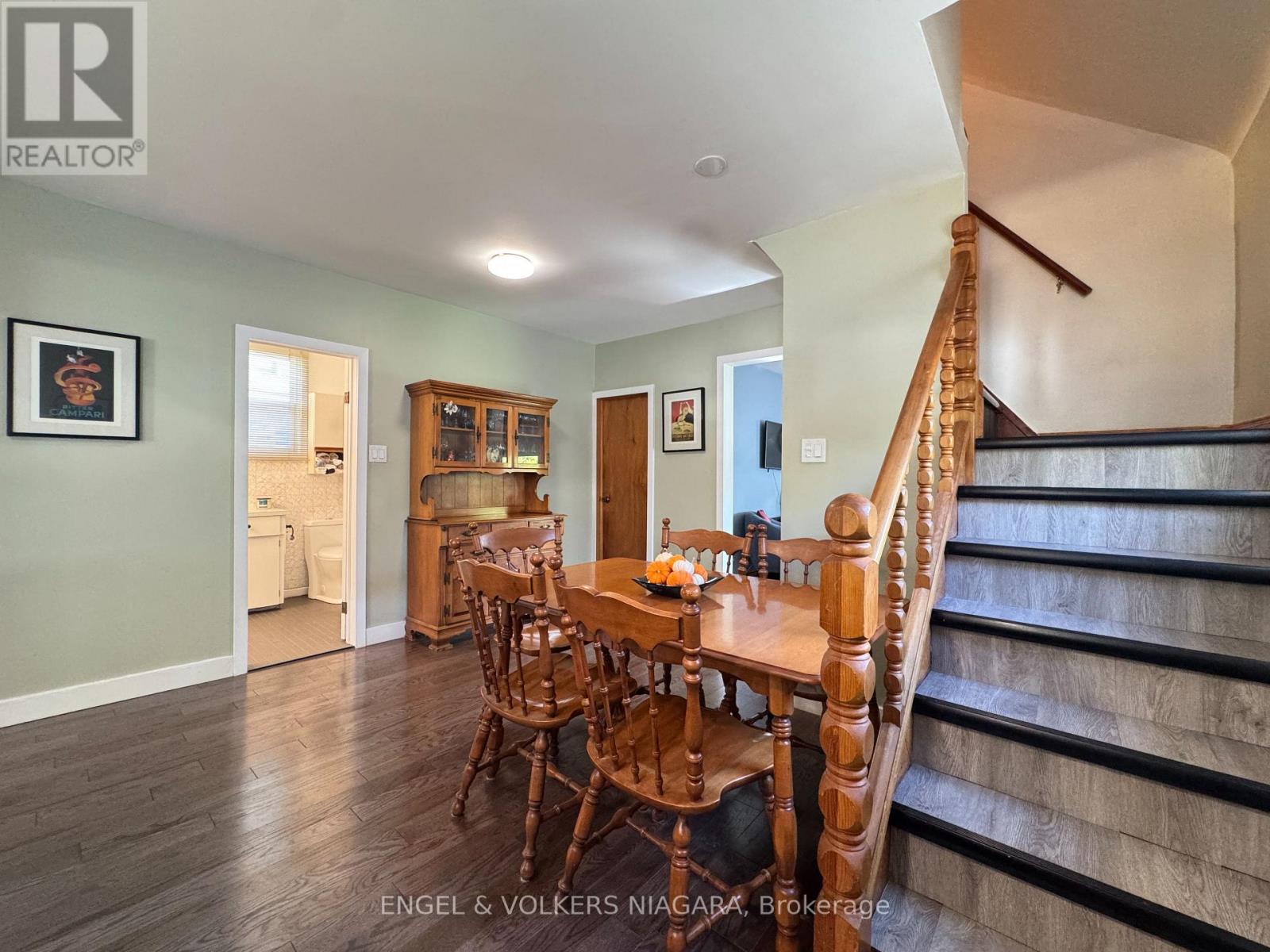 61 Hamilton Street, St. Catharines, Ontario  L2S 1K8 - Photo 15 - X13691588