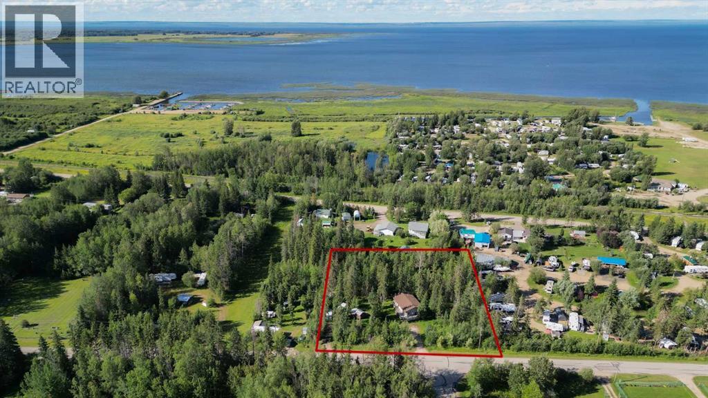 32 1 Avenue SW, Faust, Alberta