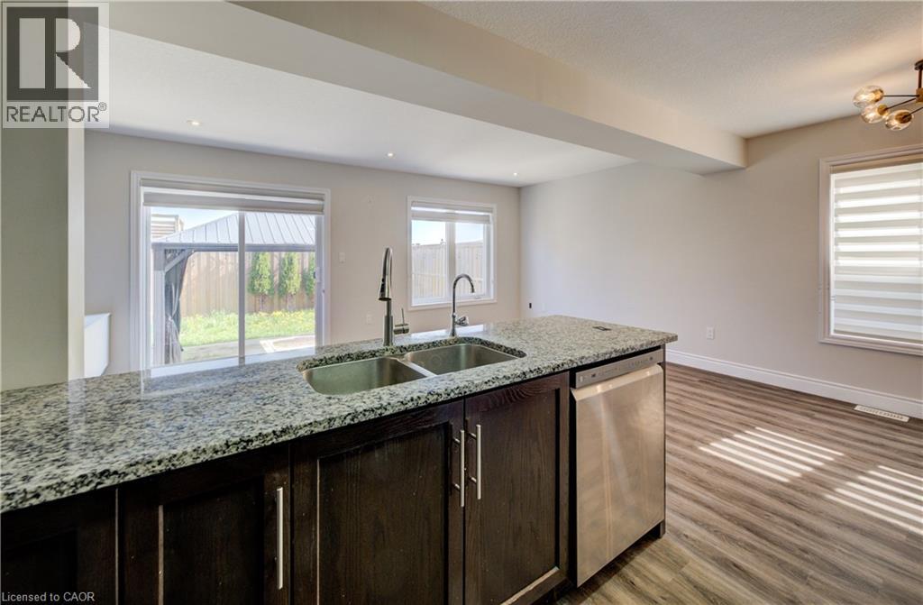 80 Miranda Path, Elmira, Ontario  N3B 1N3 - Photo 11 - 40850198