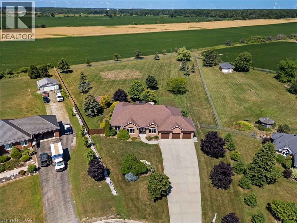 18 FEATHERSTONE Avenue, Selkirk, Ontario