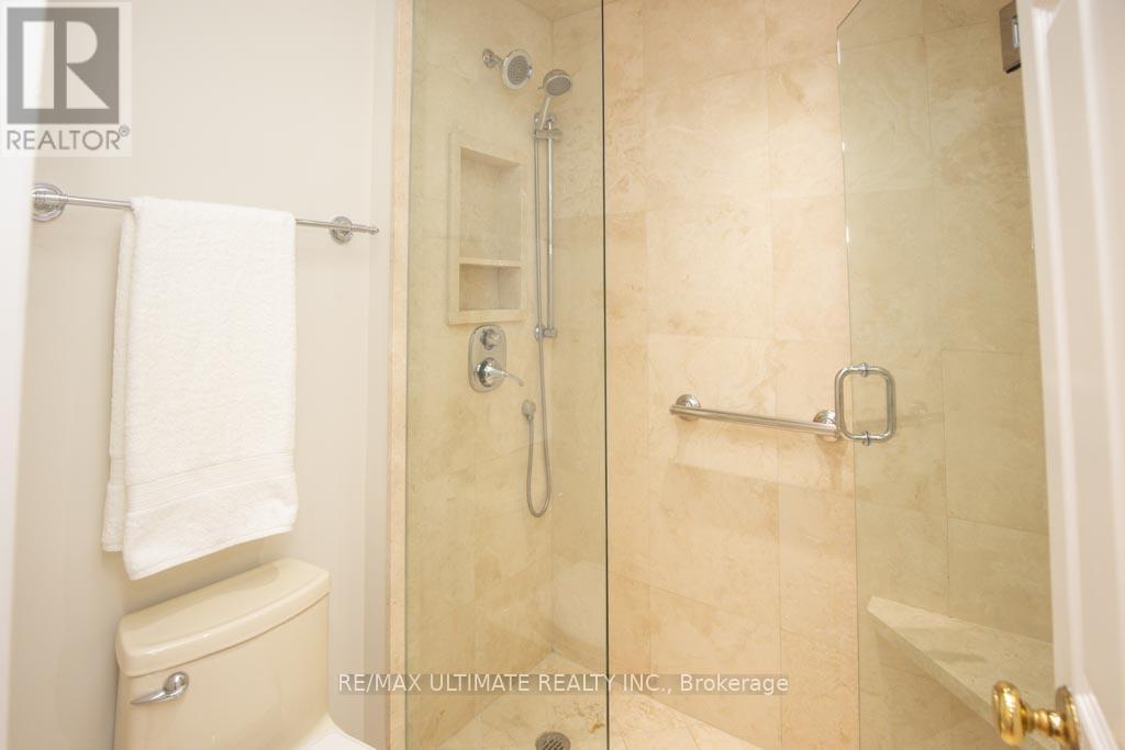 2504 - 75 Wynford Heights Crescent, Toronto, Ontario  M3C 3H9 - Photo 21 - C13691532