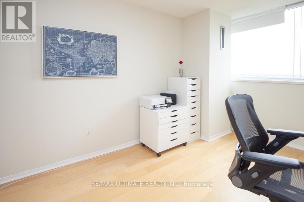 2504 - 75 Wynford Heights Crescent, Toronto, Ontario  M3C 3H9 - Photo 24 - C13691532