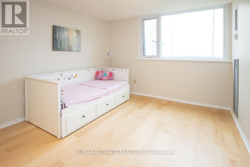 2504 - 75 Wynford Heights Crescent, Toronto, Ontario  M3C 3H9 - Photo 27 - C13691532