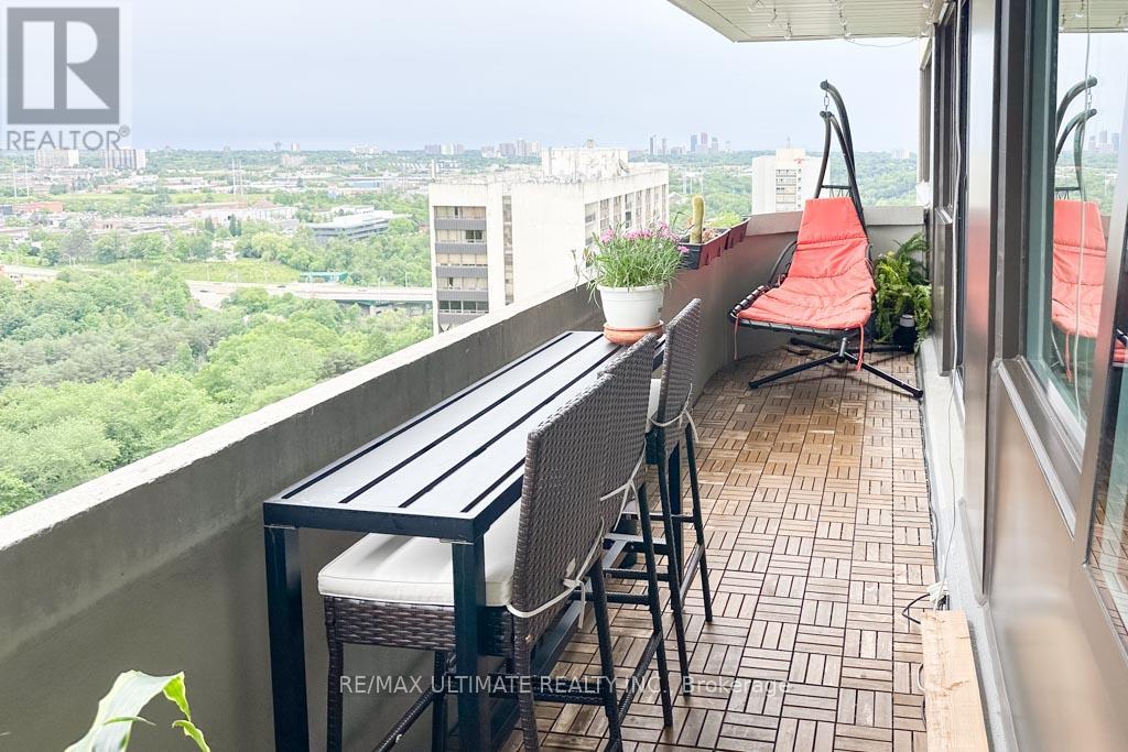 2504 - 75 Wynford Heights Crescent, Toronto, Ontario  M3C 3H9 - Photo 34 - C13691532