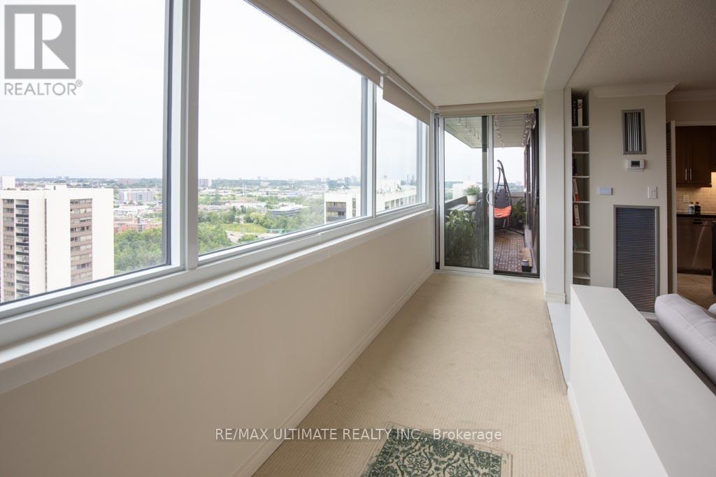 2504 - 75 Wynford Heights Crescent, Toronto, Ontario  M3C 3H9 - Photo 9 - C13691532