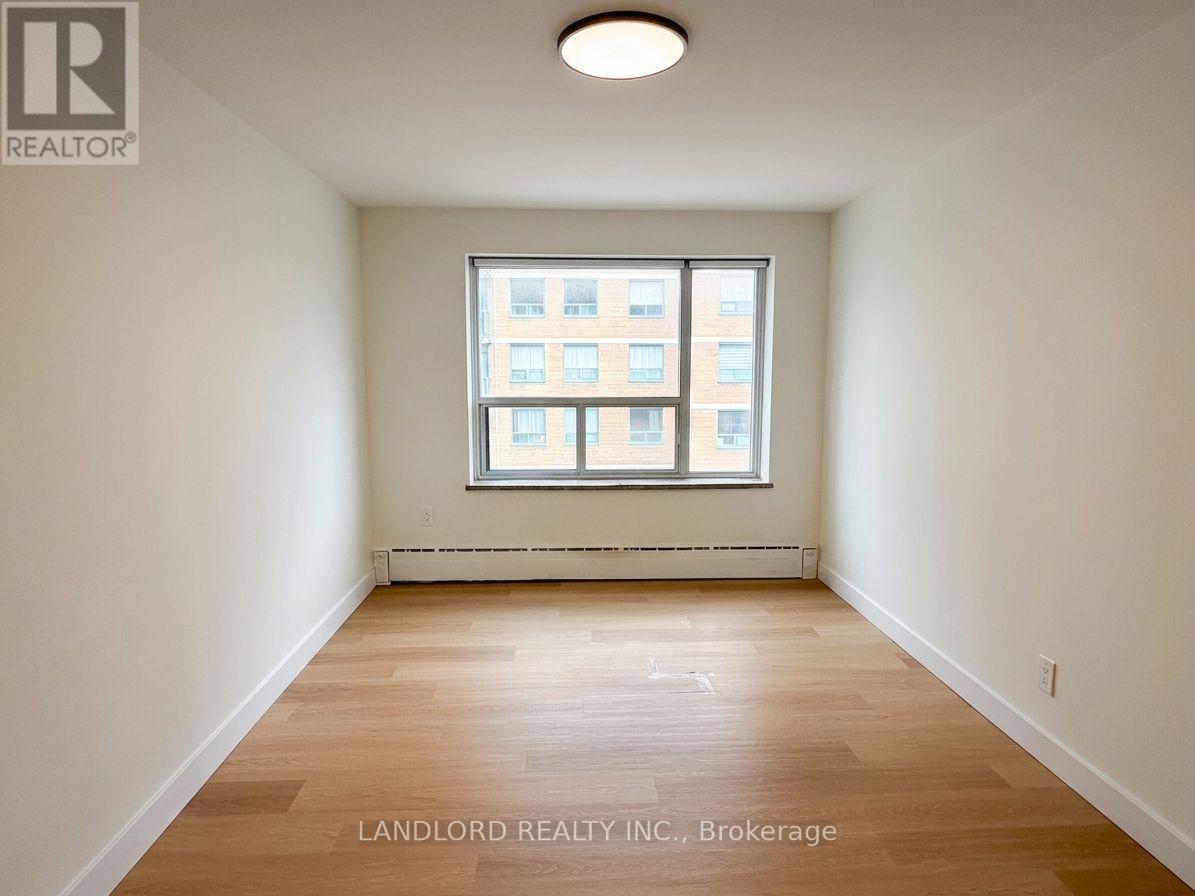 402 - 420 Eglinton Avenue E, Toronto, Ontario  M4P 1L8 - Photo 15 - C13691534