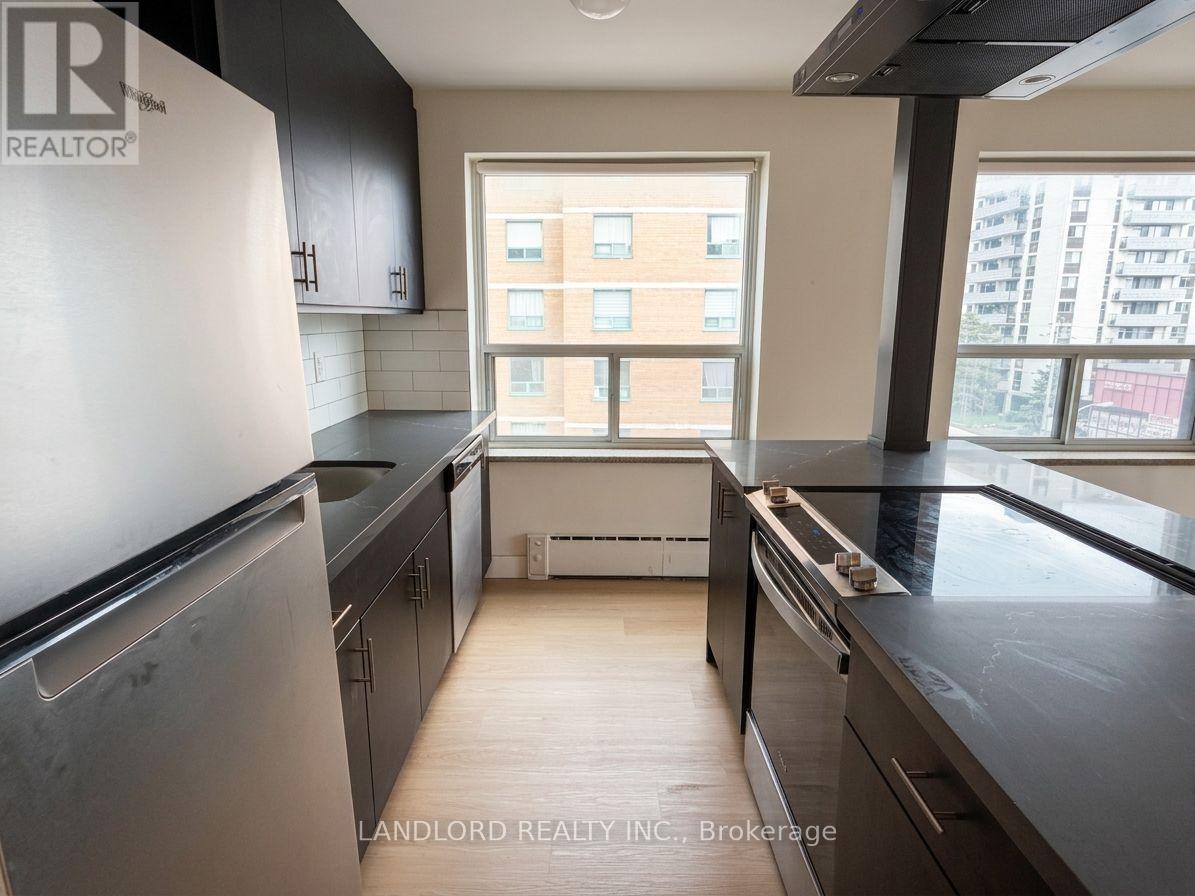 402 - 420 Eglinton Avenue E, Toronto, Ontario  M4P 1L8 - Photo 3 - C13691534