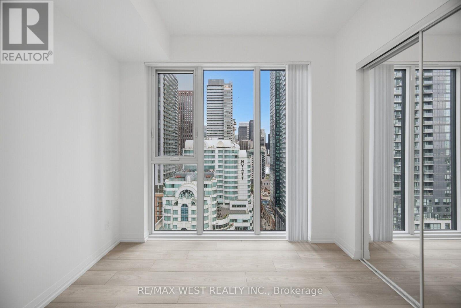 2208 - 400 King Street W, Toronto, Ontario  M5V 0X8 - Photo 15 - C13691552