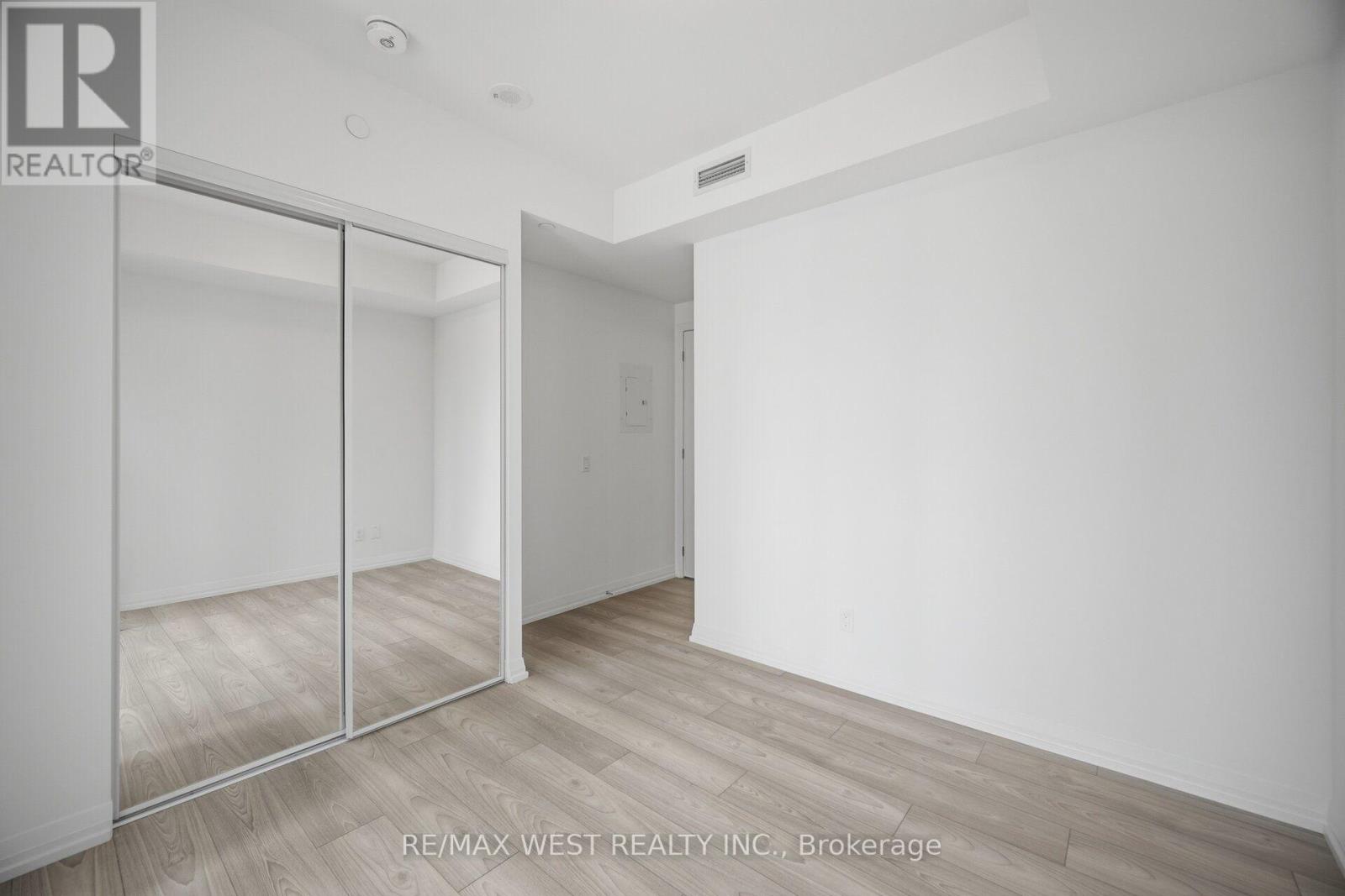 2208 - 400 King Street W, Toronto, Ontario  M5V 0X8 - Photo 16 - C13691552