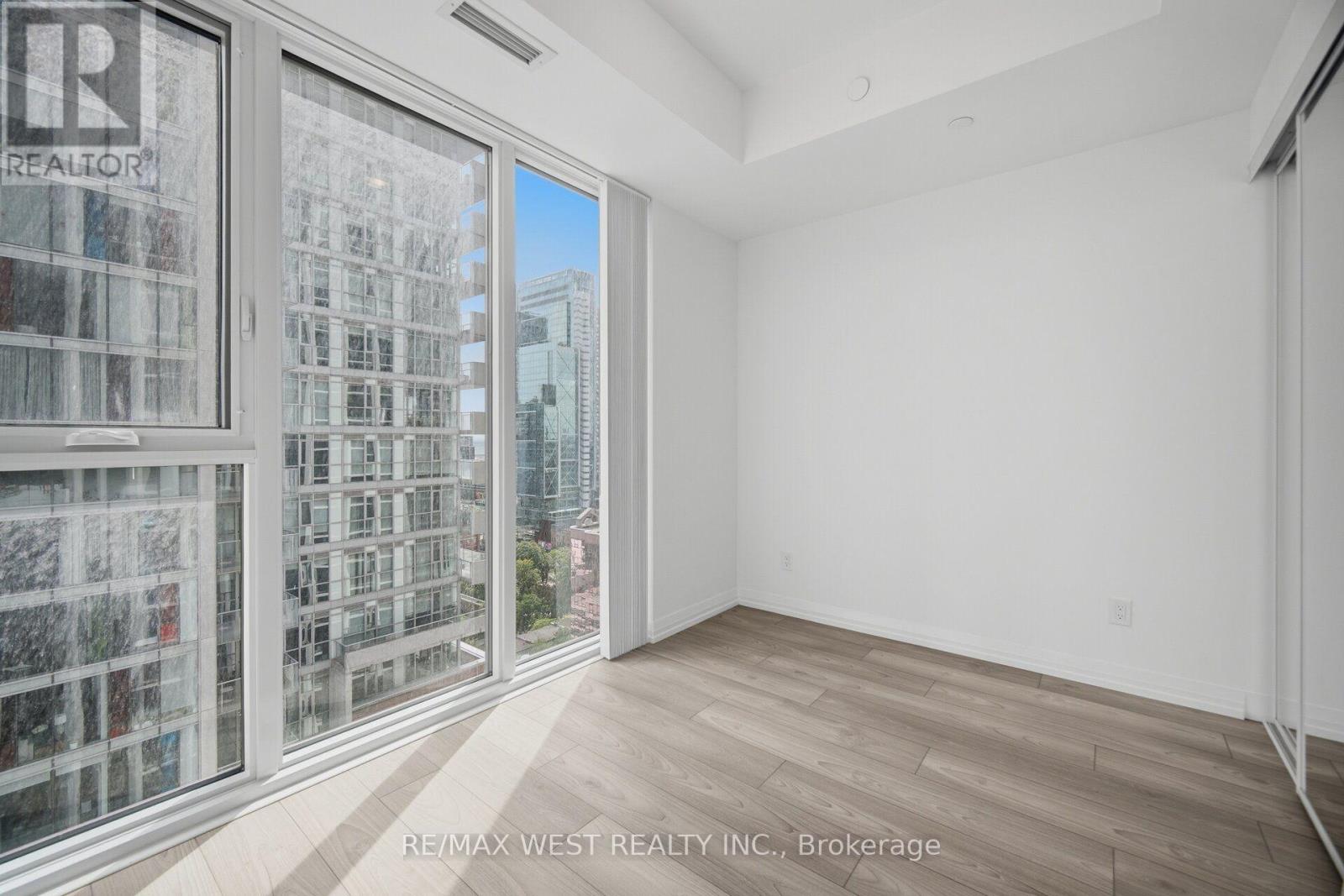 2208 - 400 King Street W, Toronto, Ontario  M5V 0X8 - Photo 18 - C13691552