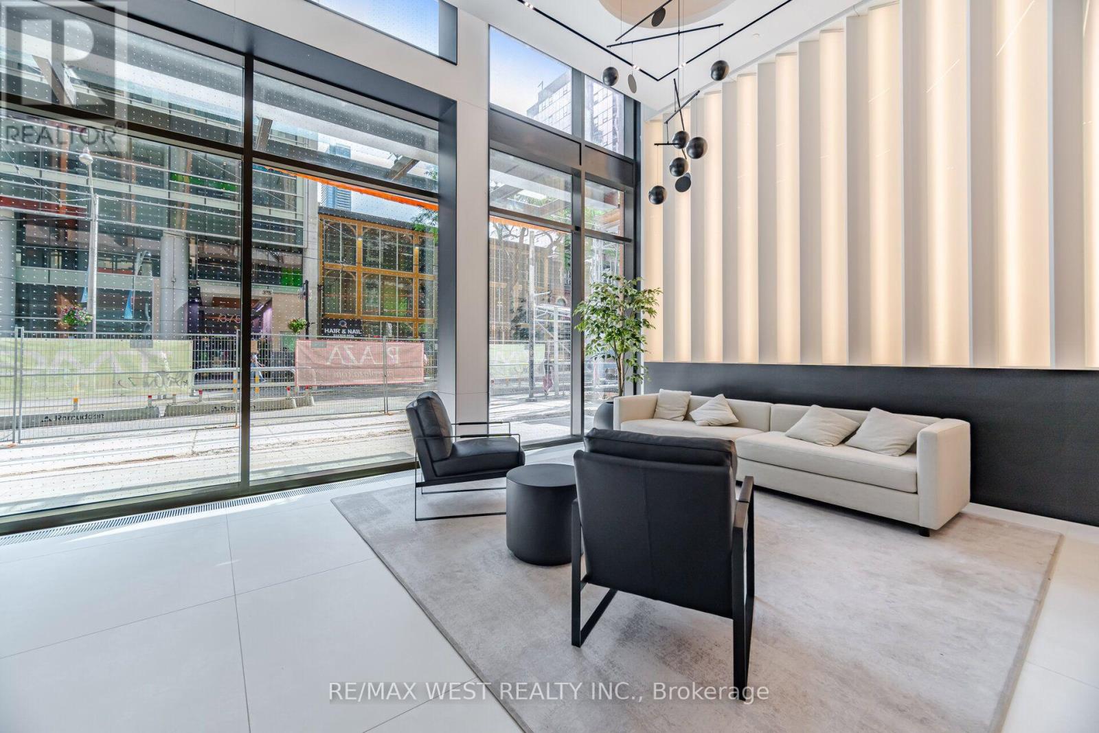 2208 - 400 King Street W, Toronto, Ontario  M5V 0X8 - Photo 29 - C13691552
