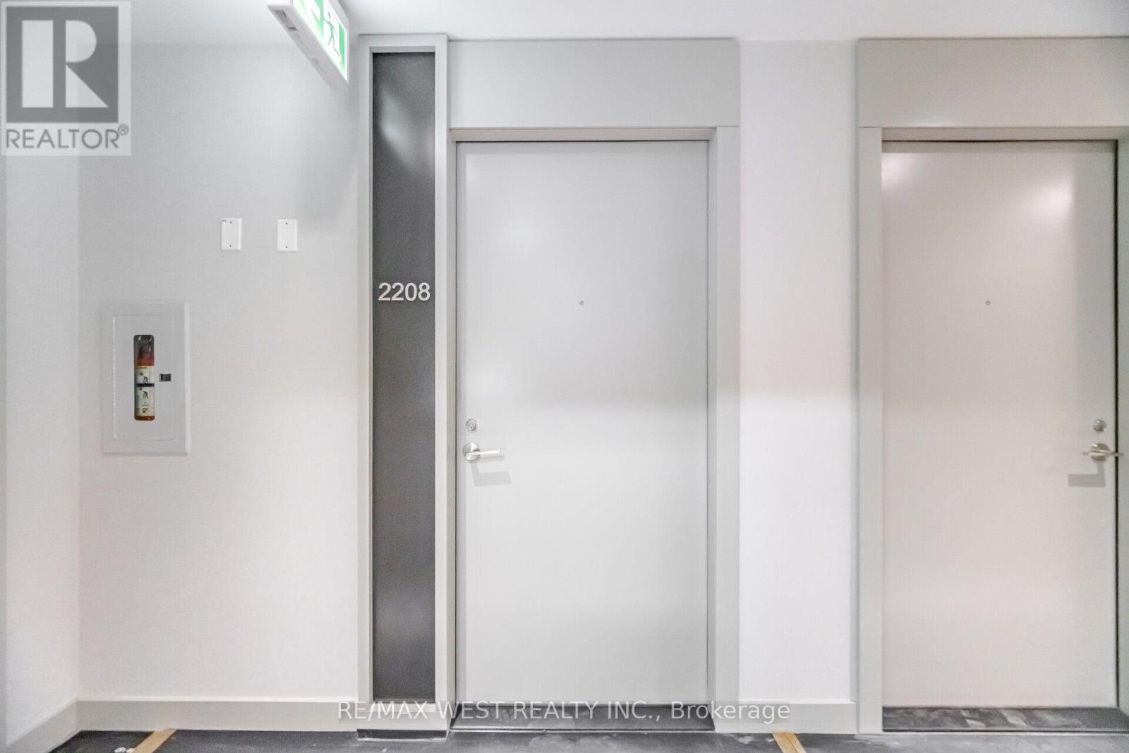 2208 - 400 King Street W, Toronto, Ontario  M5V 0X8 - Photo 4 - C13691552