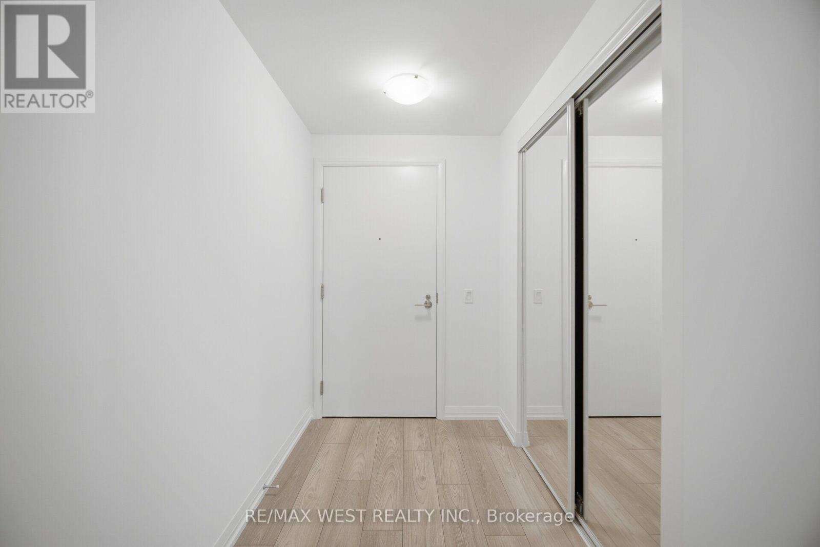 2208 - 400 King Street W, Toronto, Ontario  M5V 0X8 - Photo 5 - C13691552