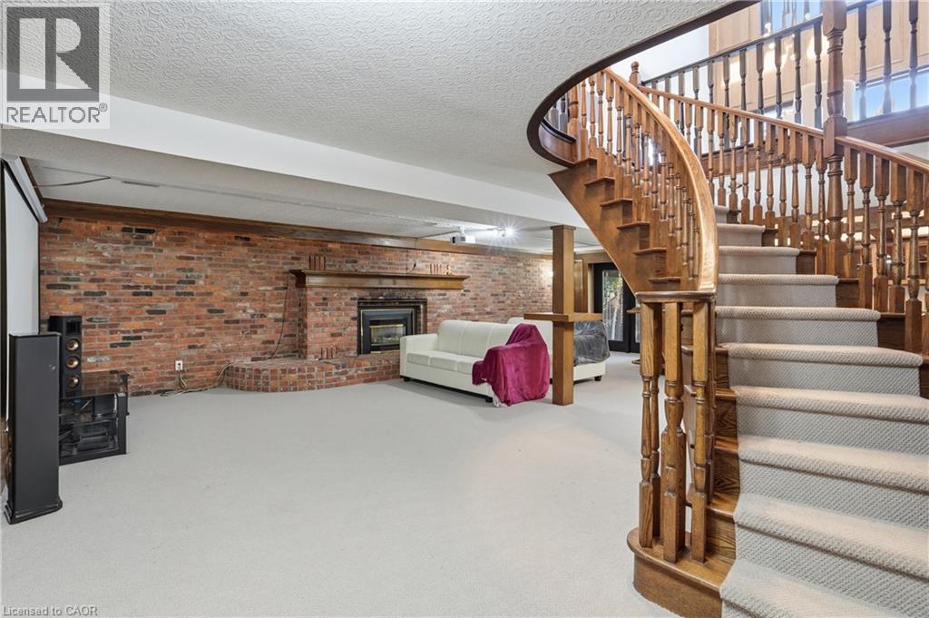 176 Albion Falls Boulevard, Hamilton, Ontario  L8W 1R6 - Photo 24 - 40856882